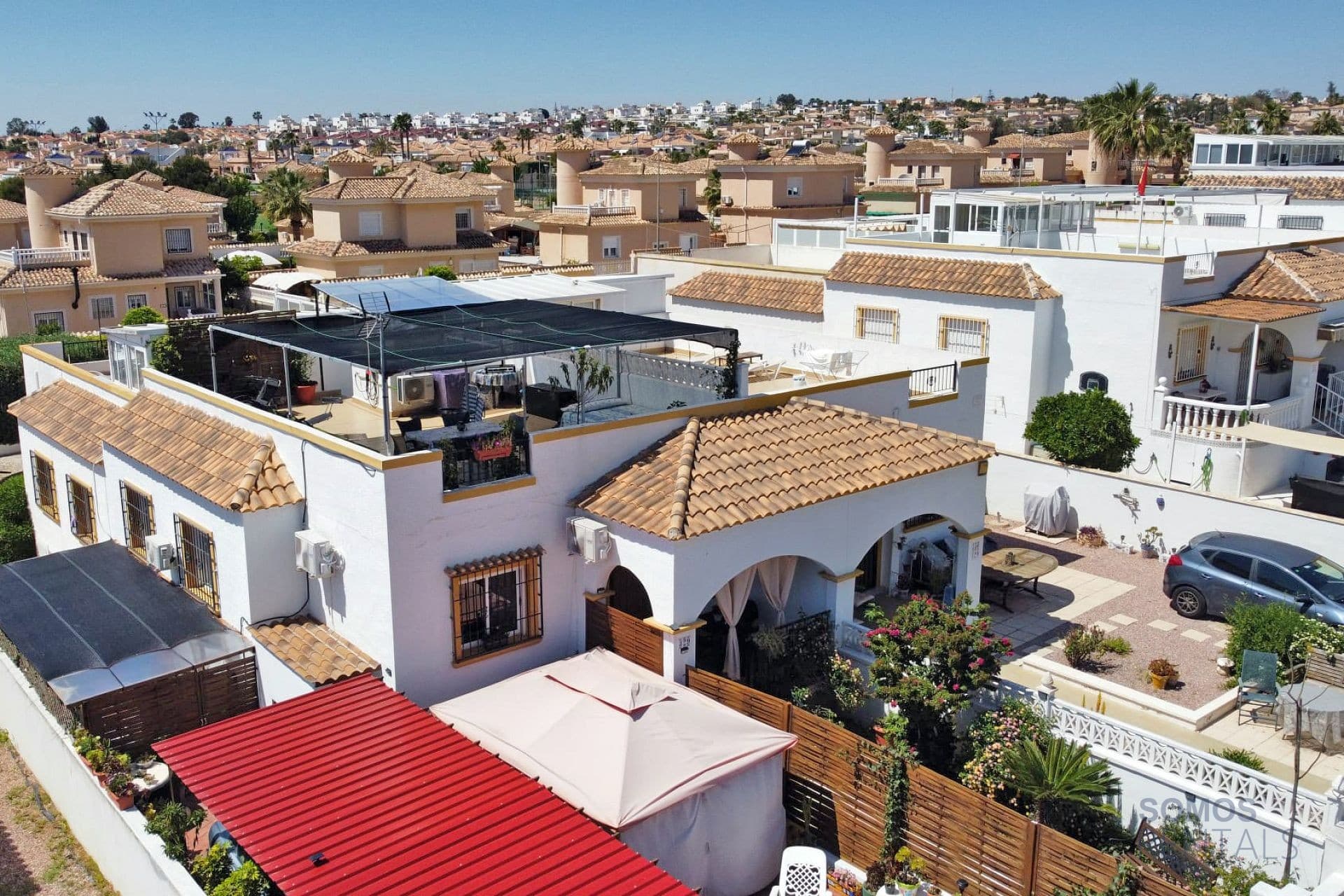 Casa Silvia, Urb La Marina — photographie 1