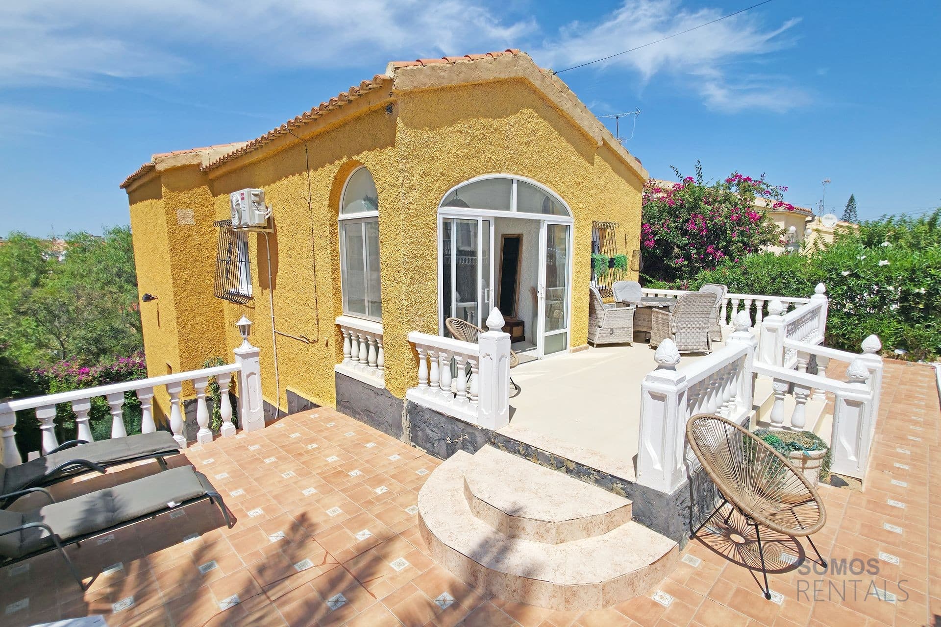 Abgebildete Immobilie: Villa Alicante — Urb La Marina