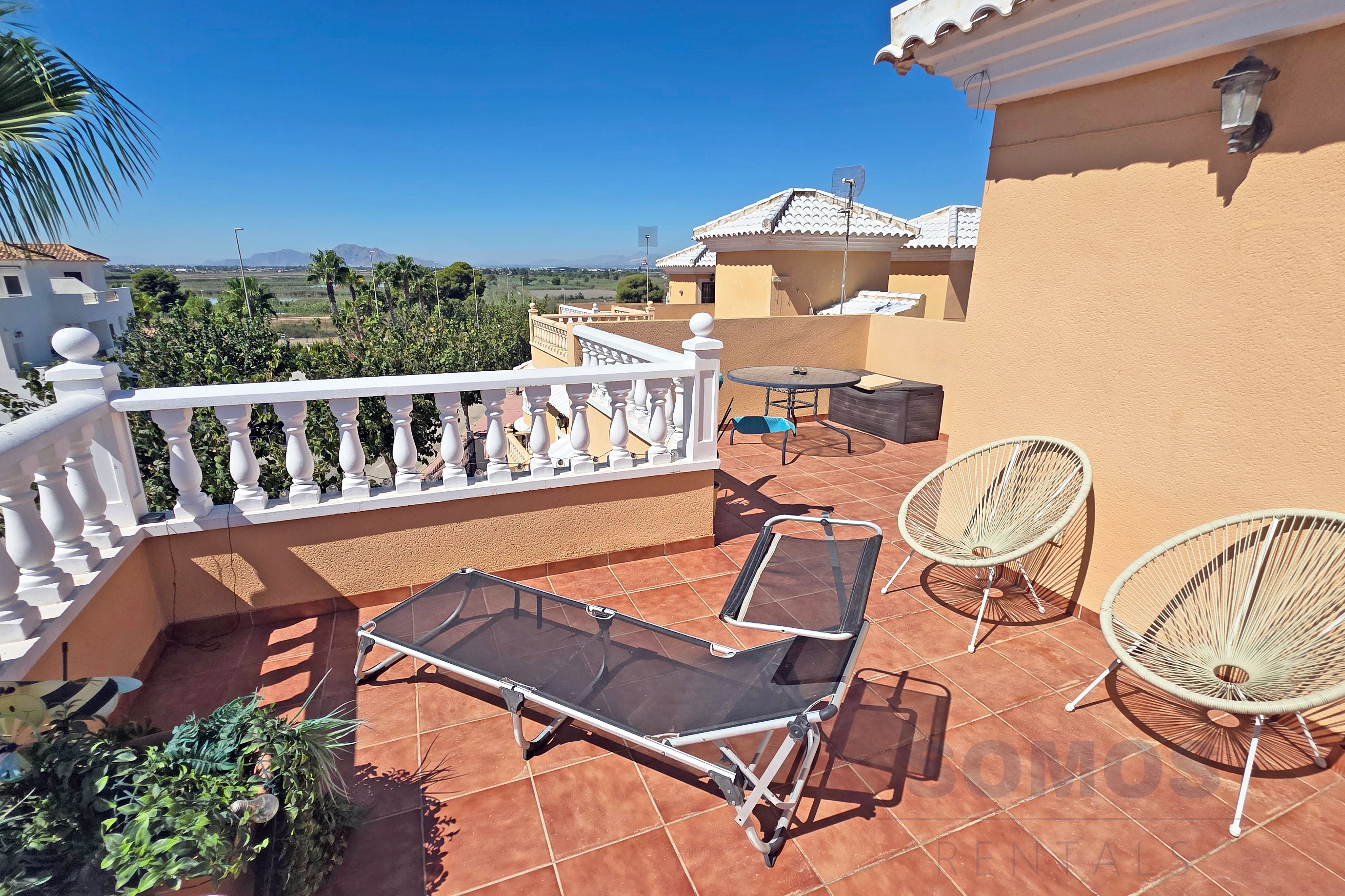 Solárium — Villa Dali, Urb La Marina