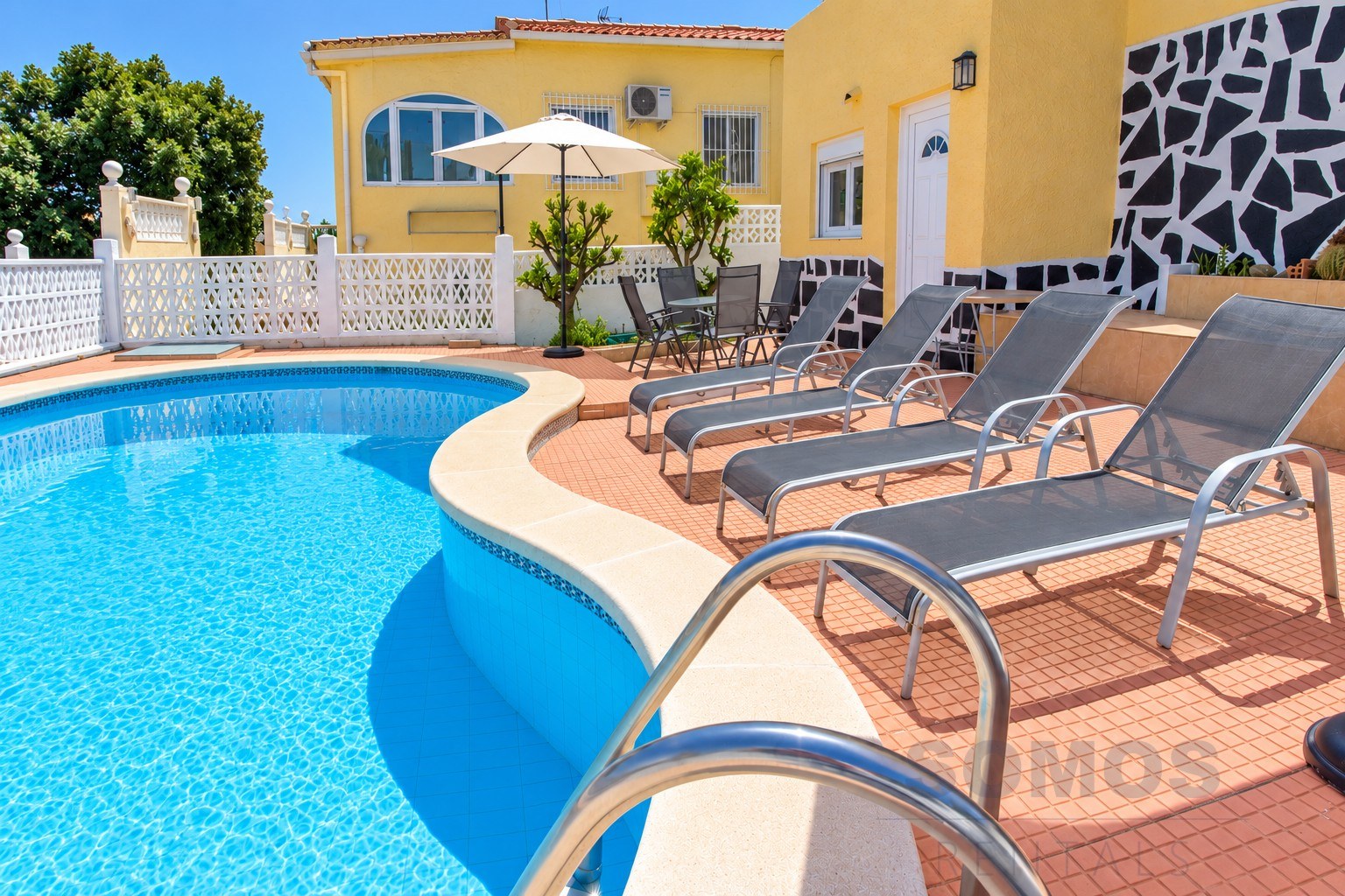Villa Michelle, Urb La Marina — fotografía 12