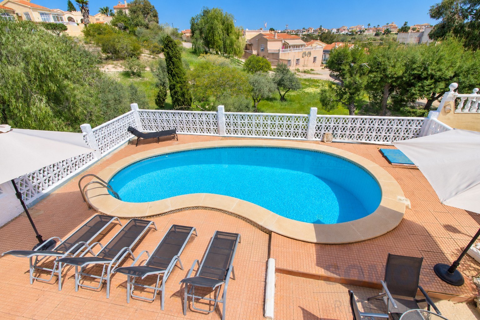 Villa Michelle, Urb La Marina — fotografía 31