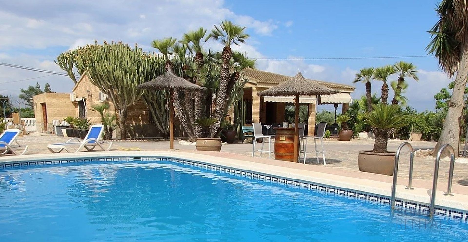 Villa Paraíso - El Altet photograph 1