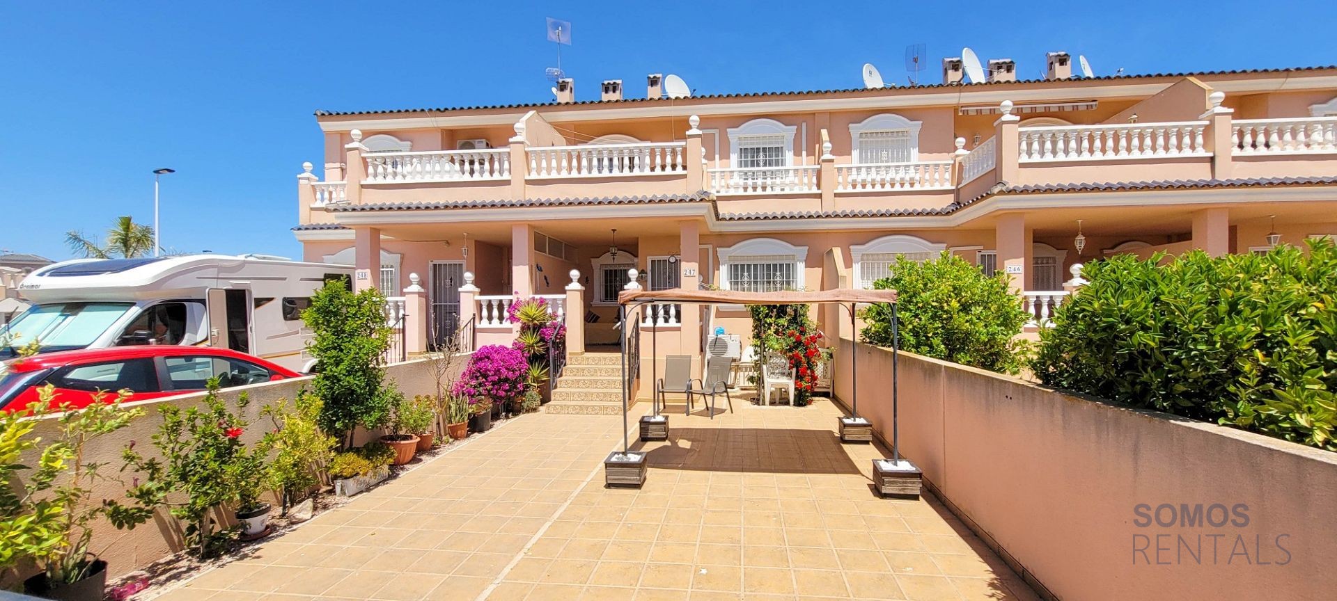 Casa Linda, Gran Alacant — Foto 1