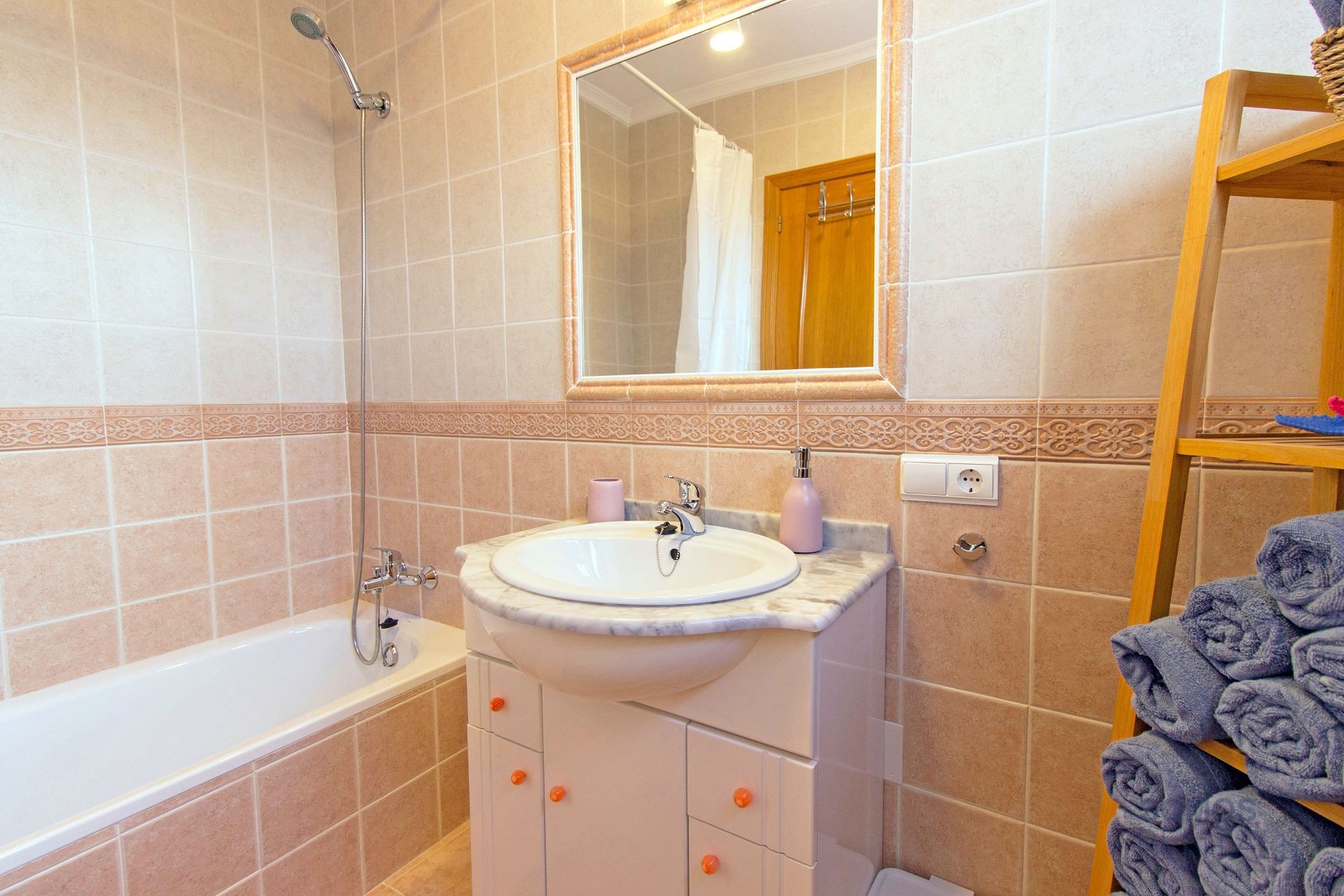 Casa Asis, Urb La Marina — fotografía 28