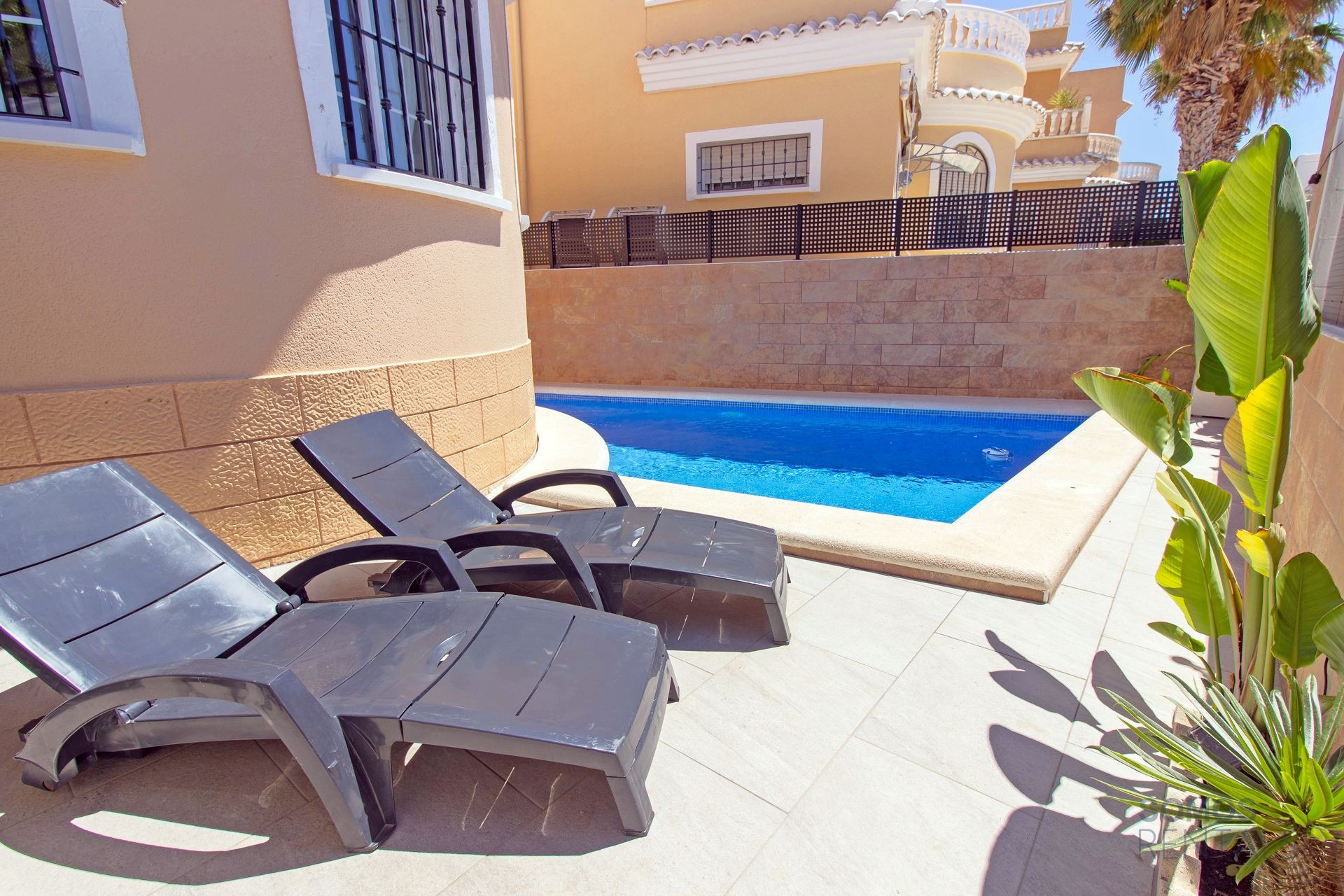 Villa Velazquez, Urb La Marina — fotografía 7