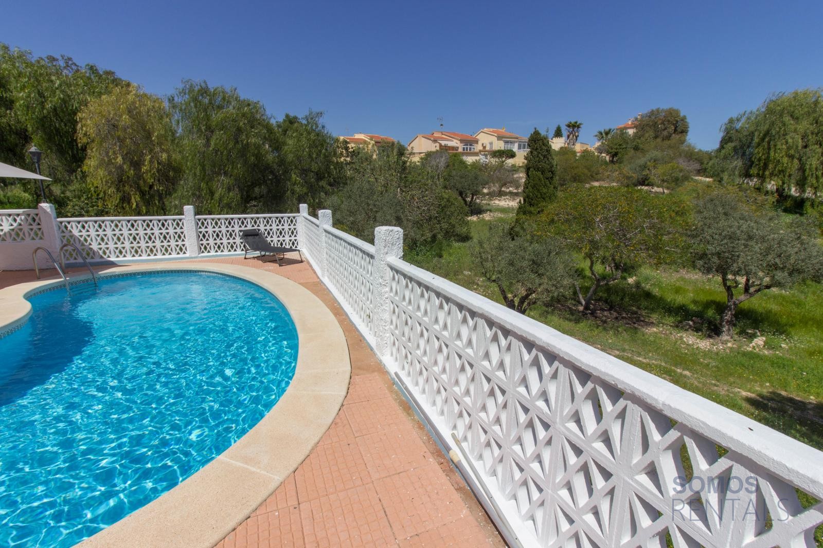 Villa Michelle, Urb La Marina — photographie 13