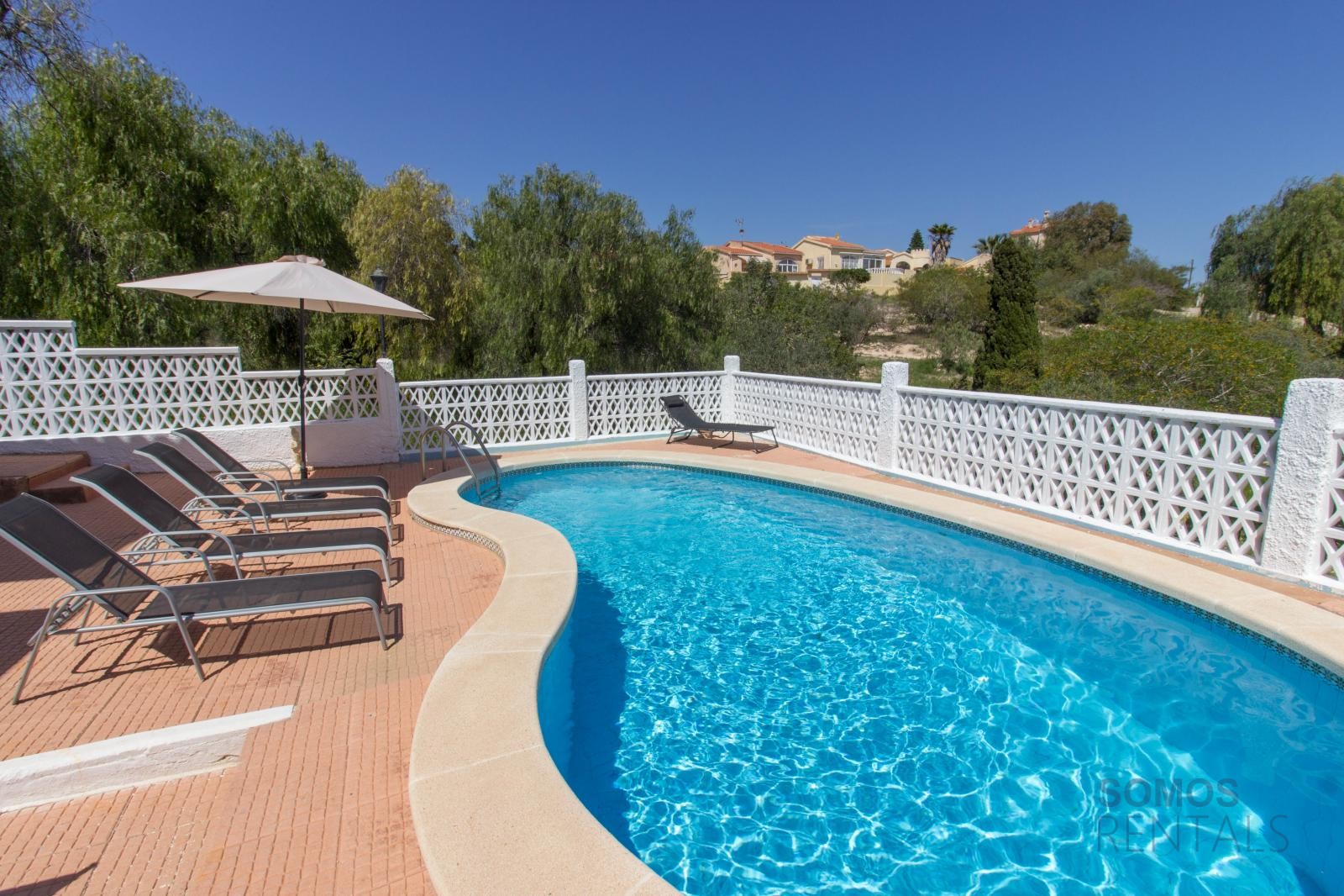 Villa Michelle, Urb La Marina — photographie 11