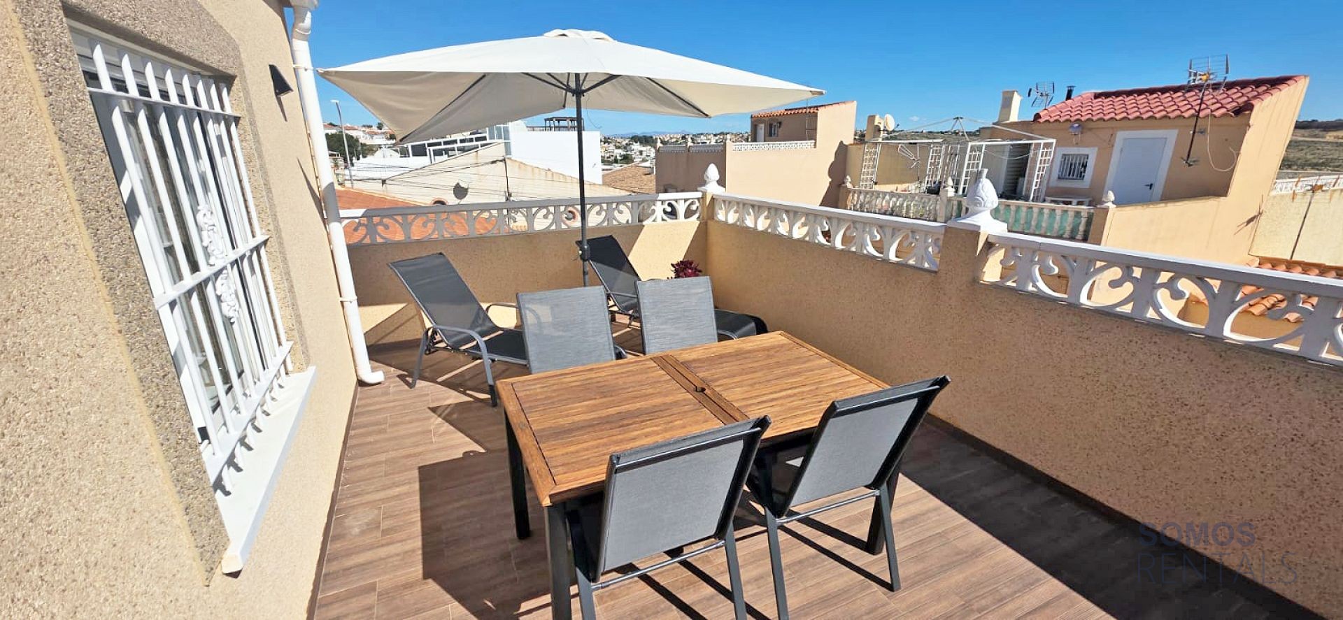 Casa Amadorio, Urb La Marina — fotografía 23