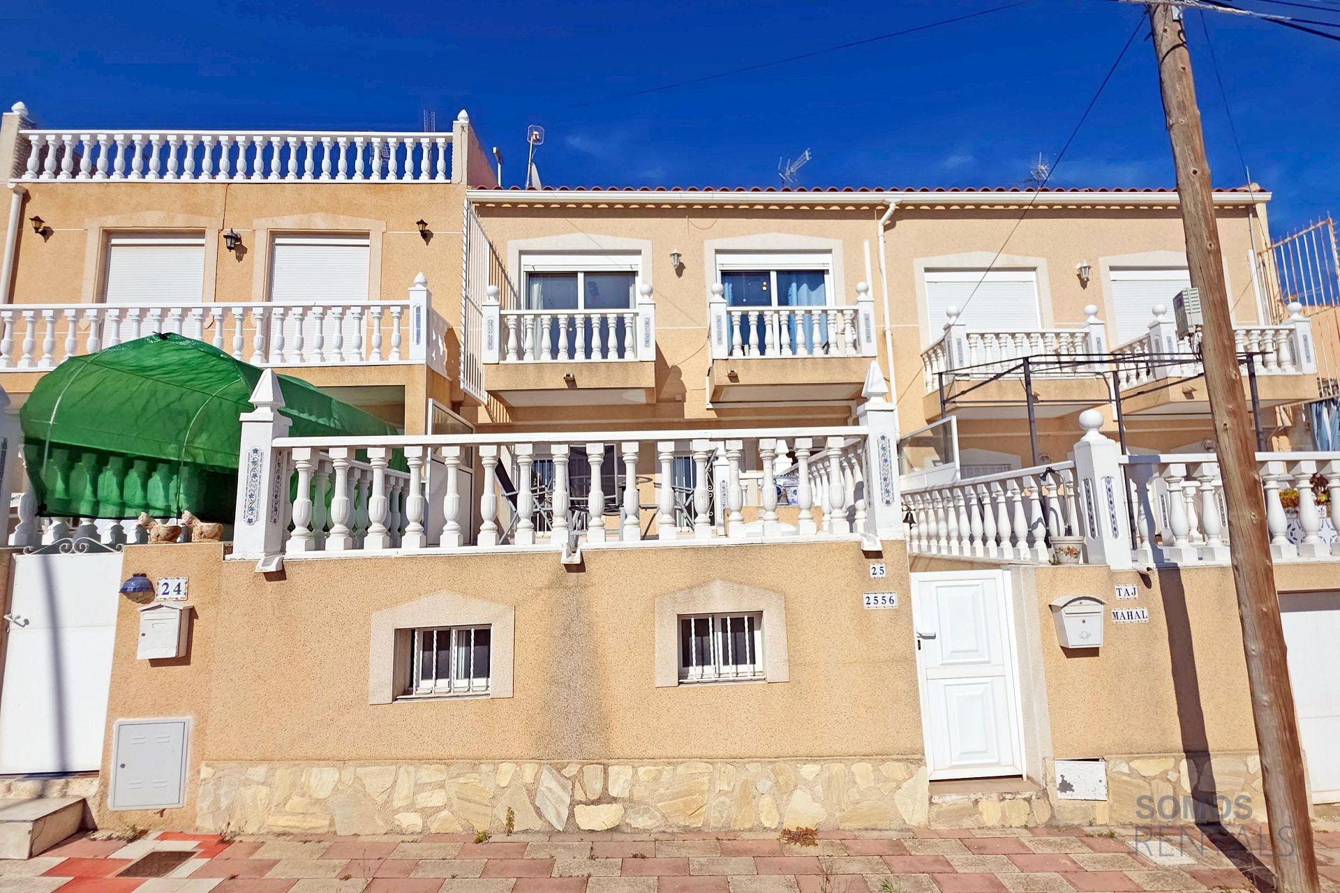 Casa Bilbao, Urb La Marina — Foto 1