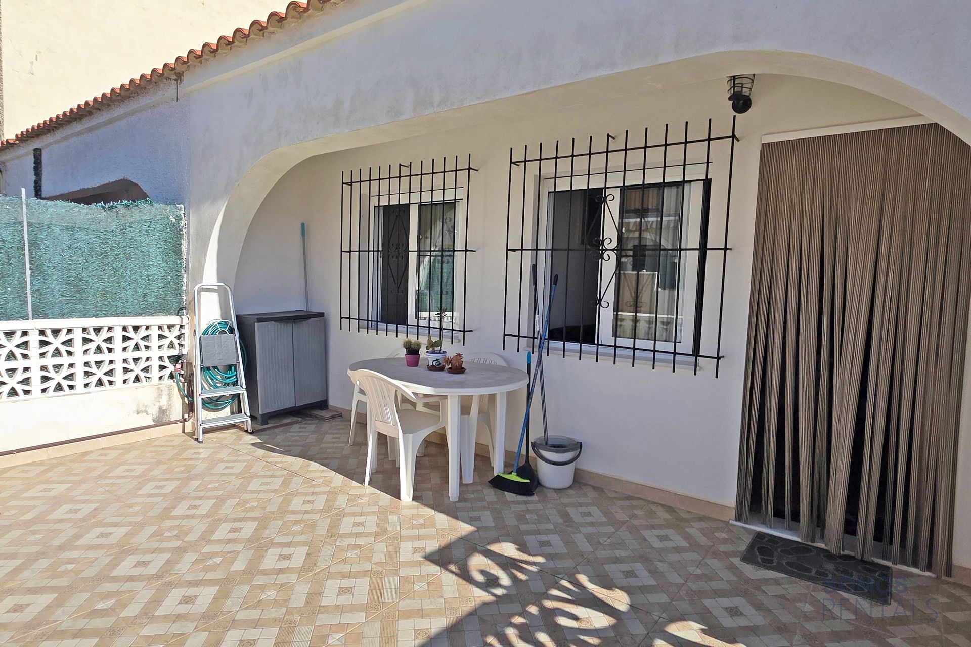 Casa Londres, Urb La Marina — Foto 1